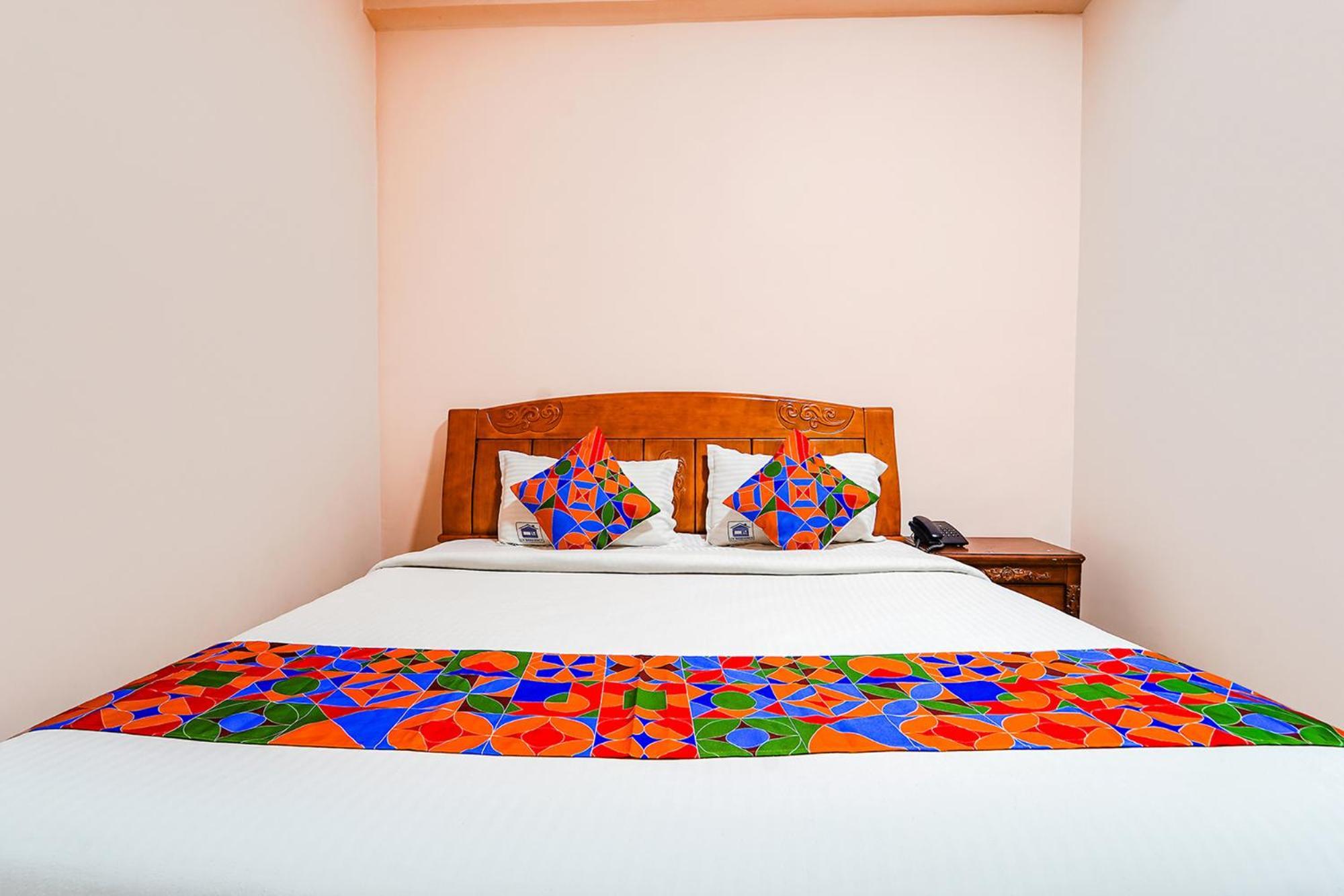 Fabexpress Uv Residency - 700M From Coimbatore International Airport Irugur Zewnętrze zdjęcie
