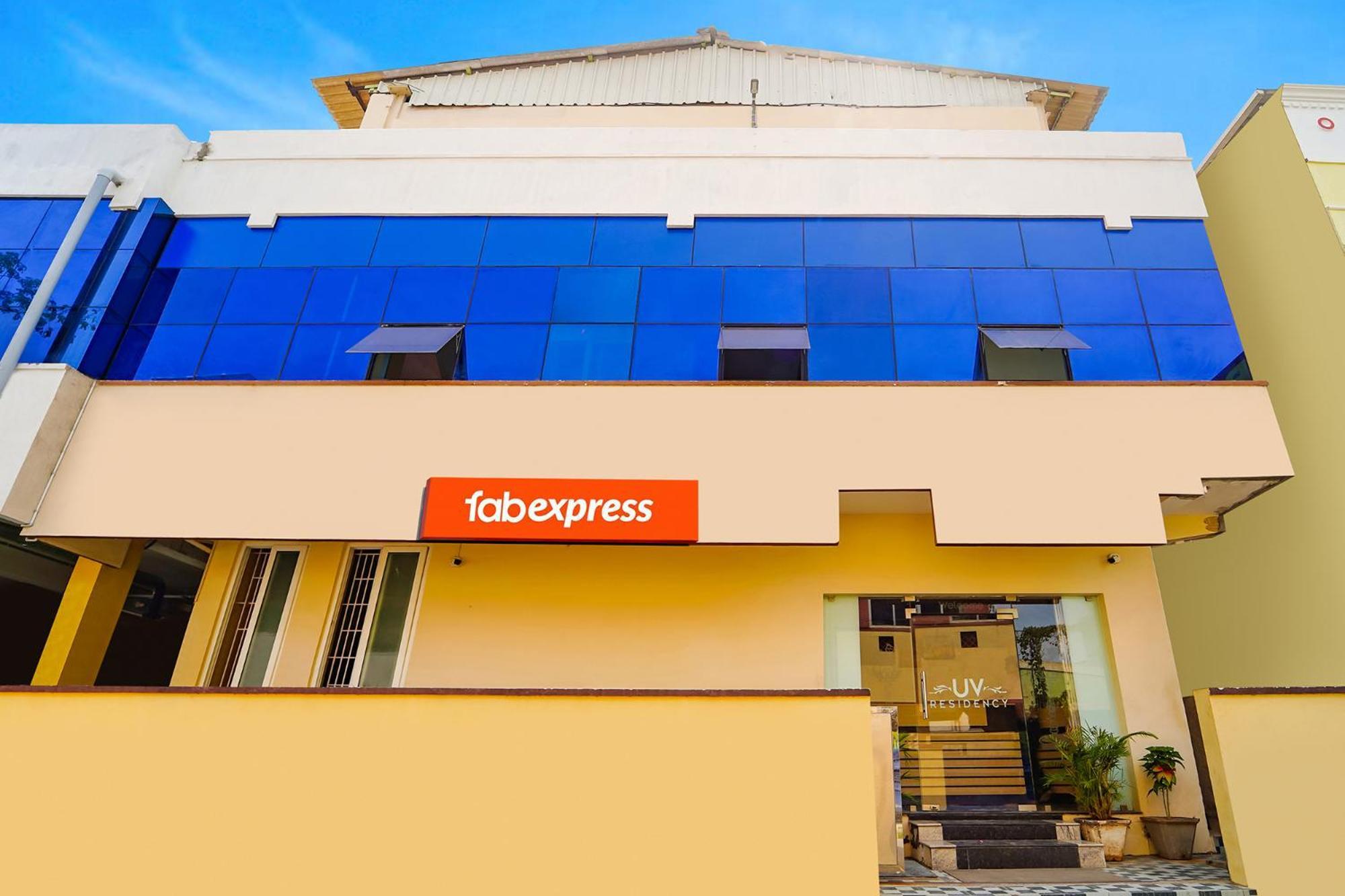 Fabexpress Uv Residency - 700M From Coimbatore International Airport Irugur Zewnętrze zdjęcie